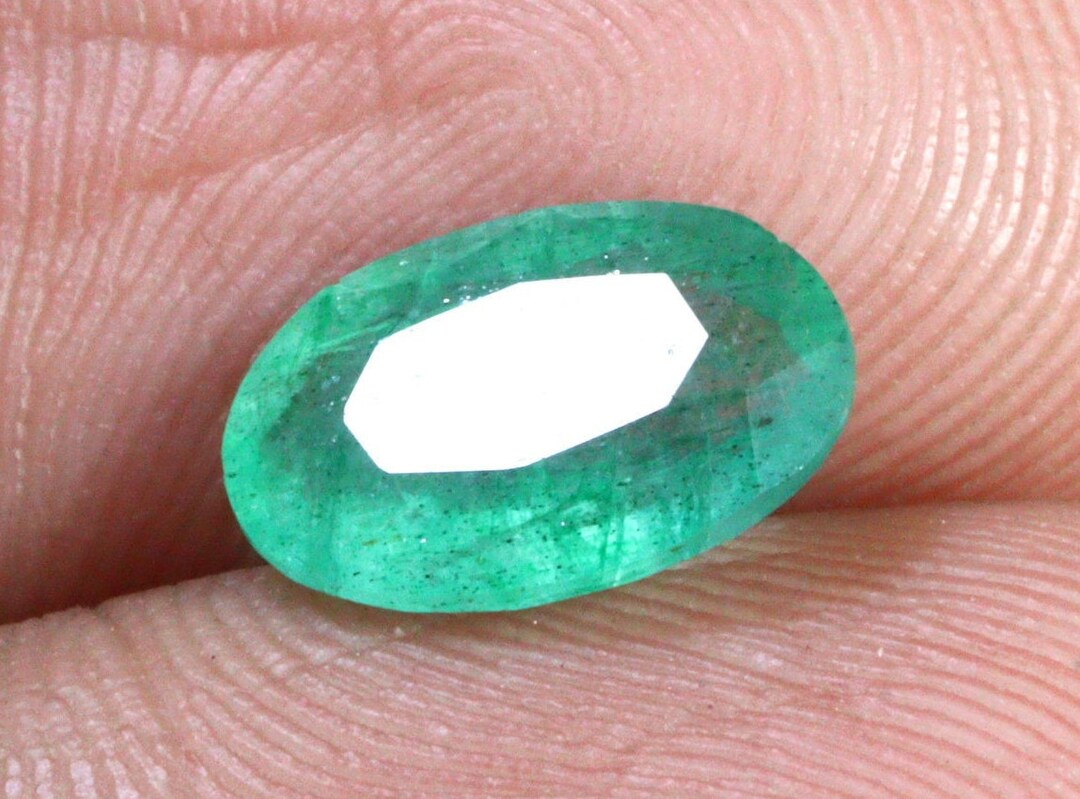 Pierre précieuse émeraude ovale de 0,48 carats Émeraude certifiée en vrac de Col