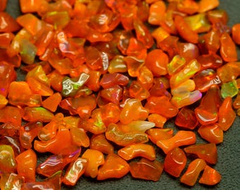 Barwiony meksykański opal ognisty: polerowany surowy kamień szlachetny (6-18 mm)