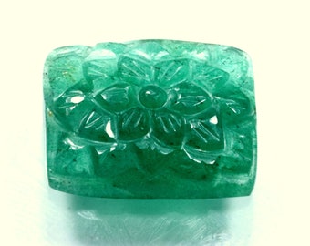 AAAアクアマリンフラワーカービング：天然ブルージェムストーン