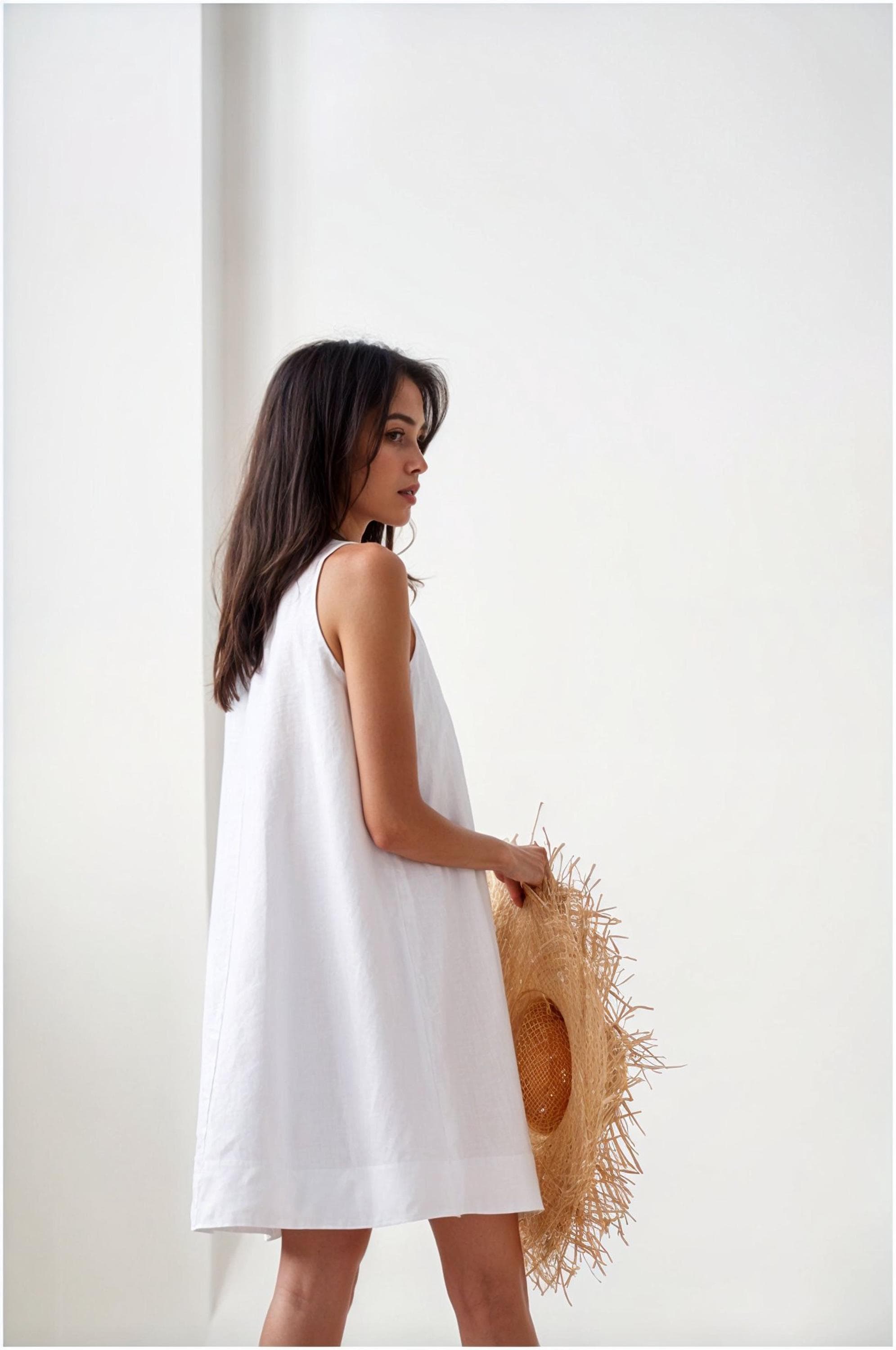 【INCHANT ME】Morning Linen Sleeveless Mini One Piece Linen Jumpsuit 3/4 / White - ChintamaniAlchemi