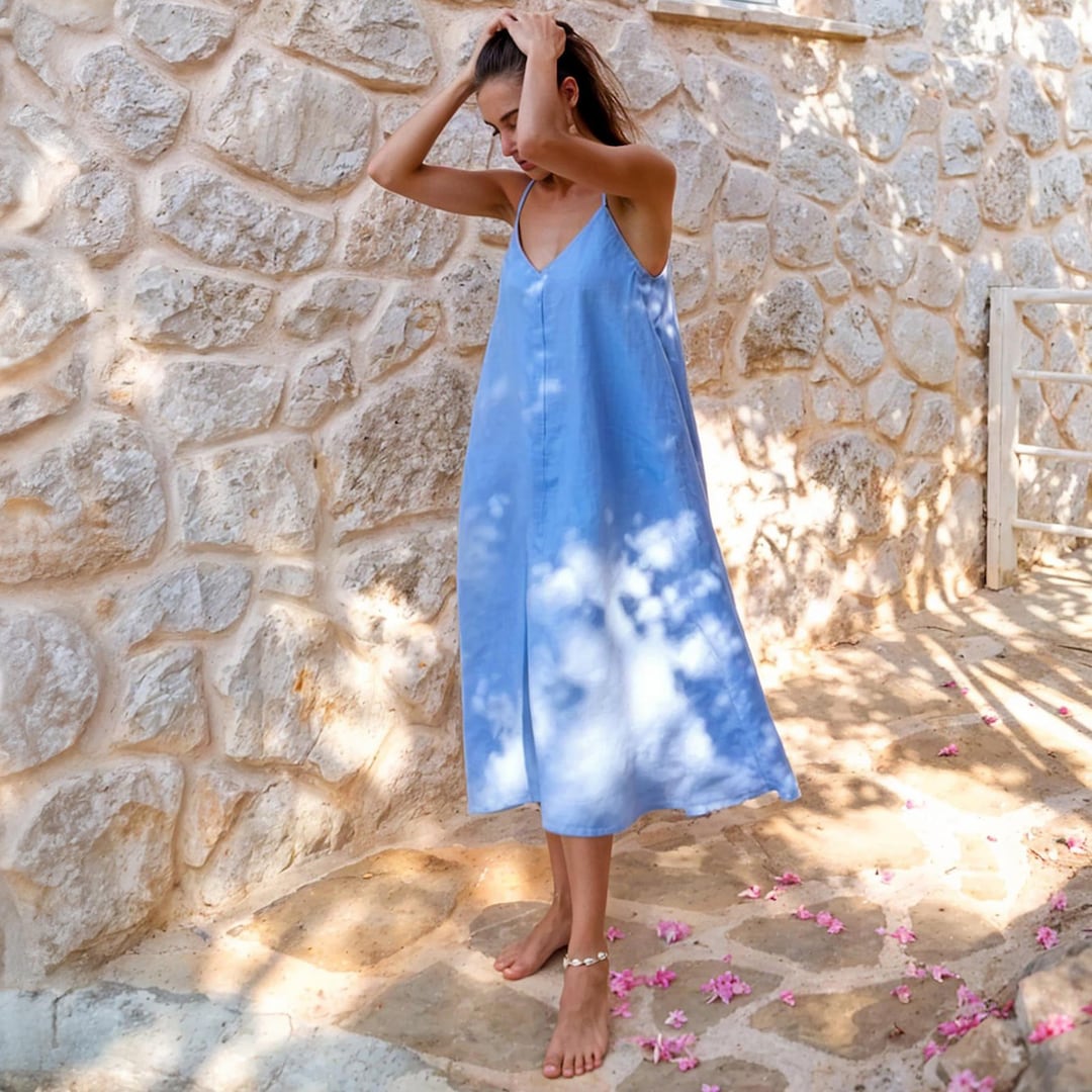 Linnen maxi-jurk: mouwloze zonnejurk met v-hals en