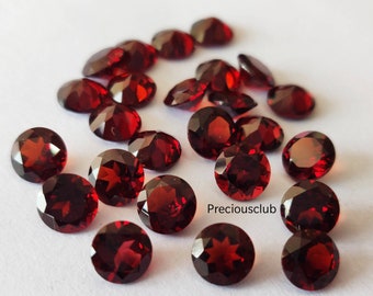 Faceted loose natural Garnet 4 mm round cut 0.45 ct Reiki Faceted loose natural Garnet 4 mm round cut 0.45 ct Reiki