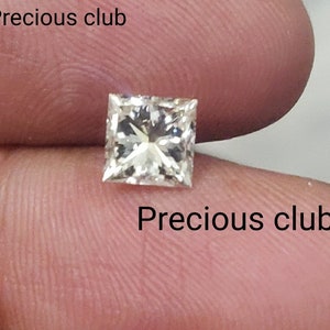 Natuurlijke diamant E-F gekleurd vierkant prinsessenslijpsel versus 1,75 mm losse E-F gekleurde diamant