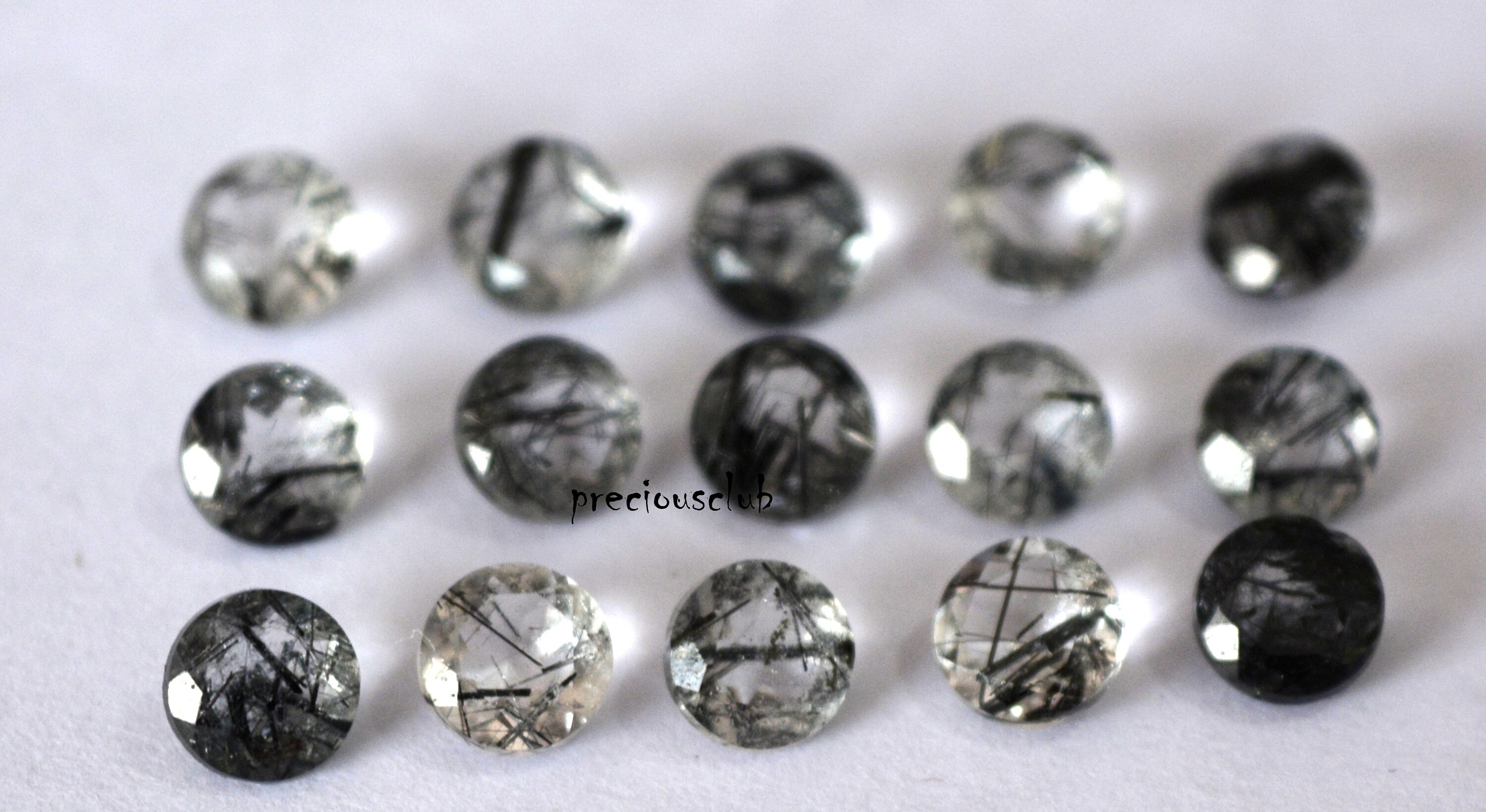 天然ブラックルチルクォーツ 6 mm ラウンドカット - ルースブラック