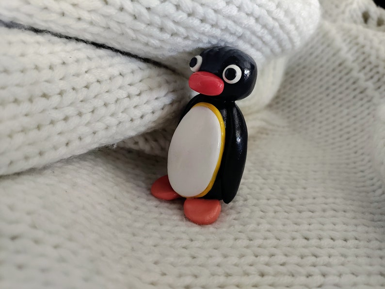 Pingu figure/collectable/figurine, pingu with hat pingu with placard, handmade penguin, miniature image 5
