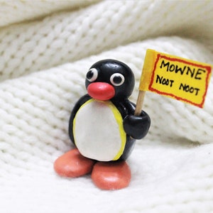 Pingu figure/collectable/figurine, pingu with hat pingu with placard, handmade penguin, miniature image 2