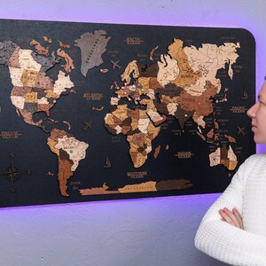 Canvas World Map Wall Art, Wooden World Map Push Pin, Pin Board Apartment Decor, Office Decor, Canvas Multilayer Art Decor Plywood World Map