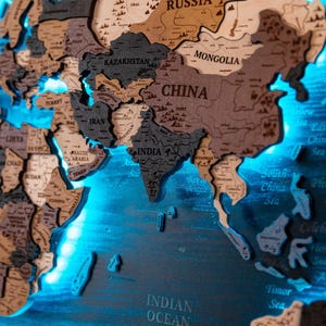 Wooden Levitate World Map, Wall Maps, Push Pin Travel Map, Map of the World, Above Bed Decor, Apartment Decor, Led Map, World Map Wall Art