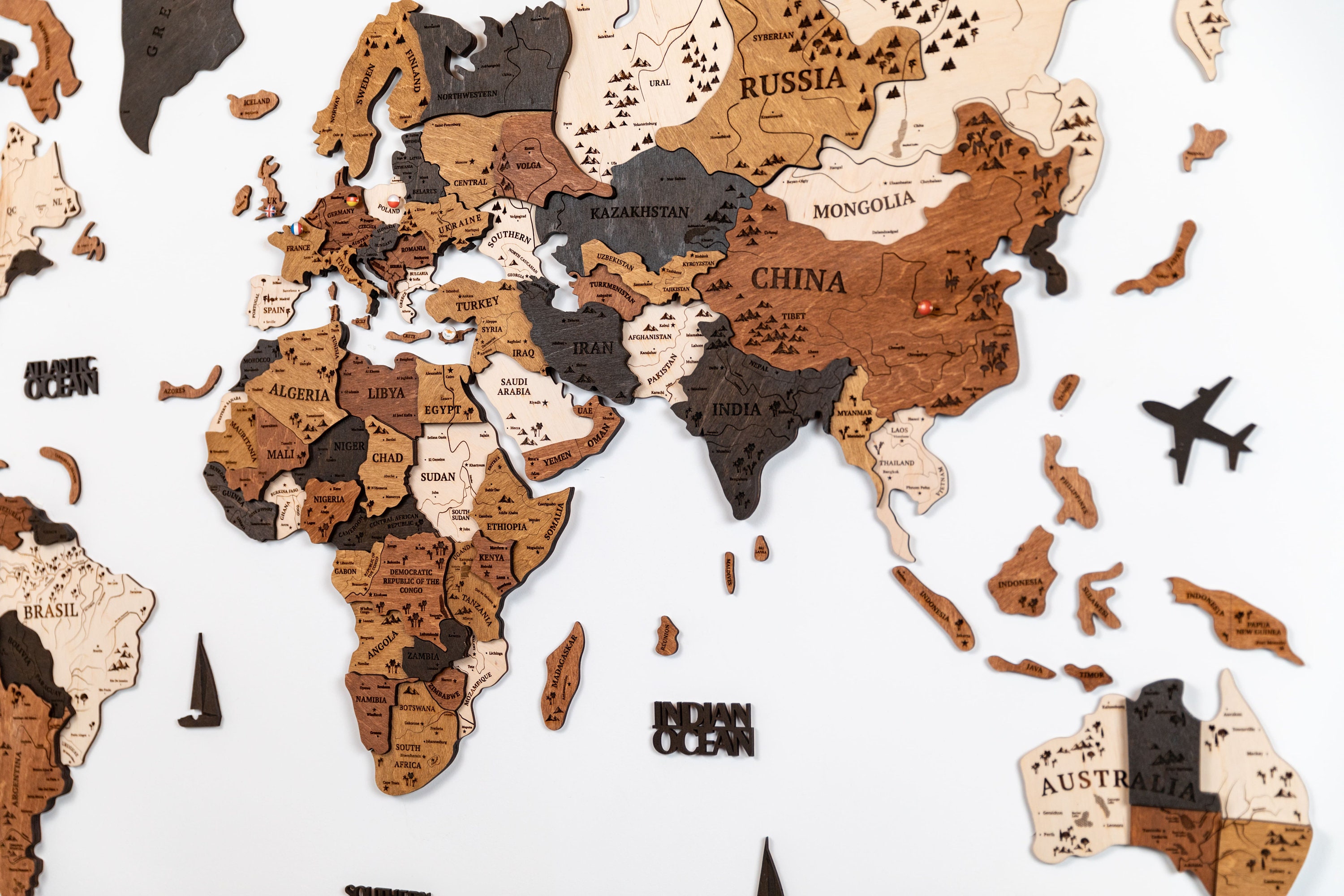 Wooden Detailed World Map With Free Pins Flags Push