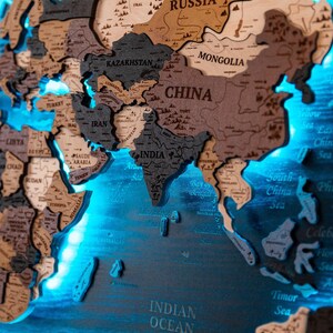 Mappa del mondo in legno levitante, mappe da parete, mappa di viaggio con puntine, mappa del mondo, decorazione da sopra il letto, decorazione per appartamenti, mappa a LED, mappa del mondo da parete