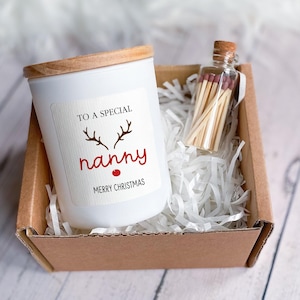 Personalised Scented Candle Christmas Gift for Nanny Gift Set for Grandma Merry Christmas Cosy Stylish Vegan Xmas Present
