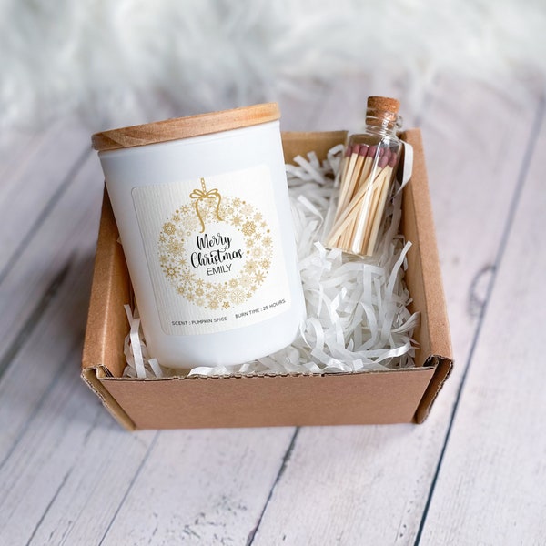Personalised Christmas Scented Candle Gift Box for Her Him / Gold Christmas Wreath / Cosy Stylish Unique Vegan Xmas Present / Hygge Gift