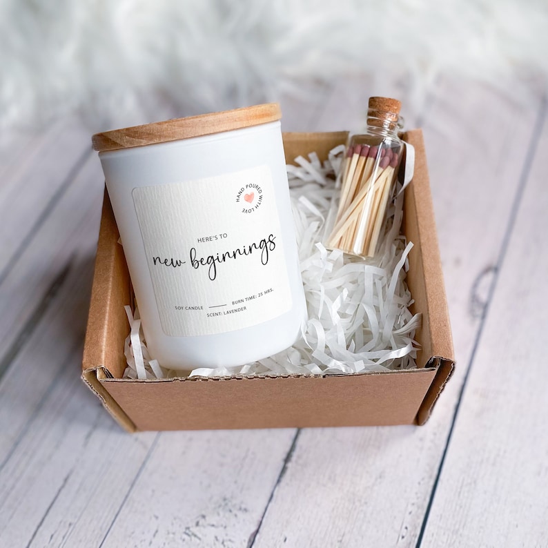 Here's to New Beginnings Scented Candle Gift Set Gift for New Job Gift Job Promotion Sobriety Home Start New Housewarming gift Xmas Present White / Wooden lid