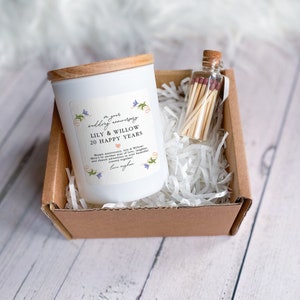 Anniversary candle for couple with names and text Wedding Anniversary Gift Soy Wax Scented Candle 10 20 30 40 50 60 70 wedding anniversary