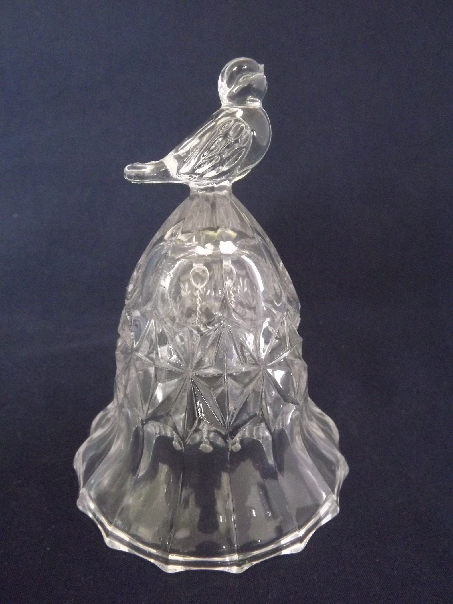clear wine glasses etshed with bird bell clear wine glasses etshed with bird bell