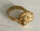 Collectors Piece.SIgned 1955 vintage Napier gold tone metal lion head statement door knocker ring. Size 8.5. Rare