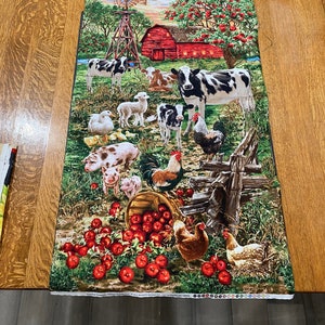 Timeless Treasure - Farm Animal Panel - 100% Cotton (Quilt Panel, curtains, table cover)