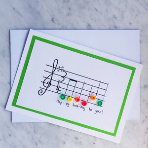Carte d’anniversaire musicale amusante et colorée
