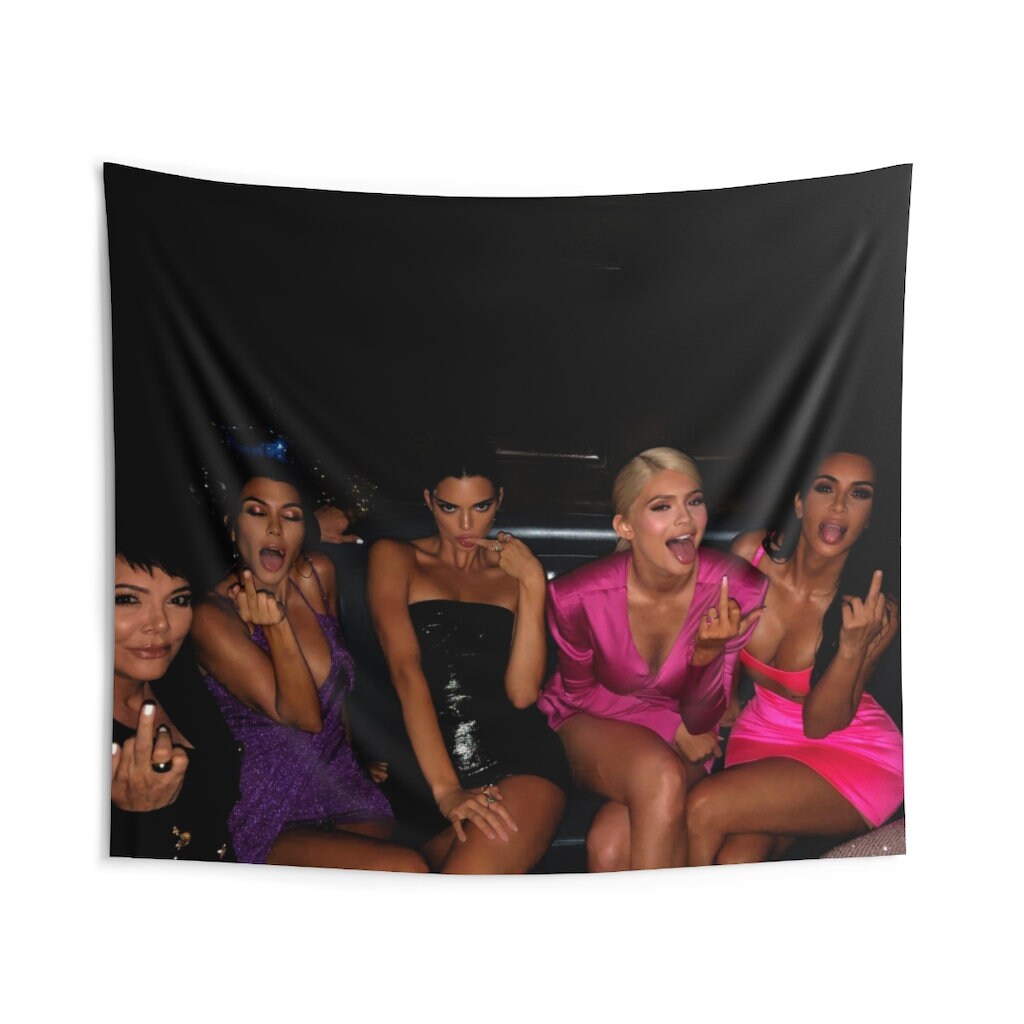 Kylie's Birthday Kardashian Middle Finger Tapestry College Dorm D…