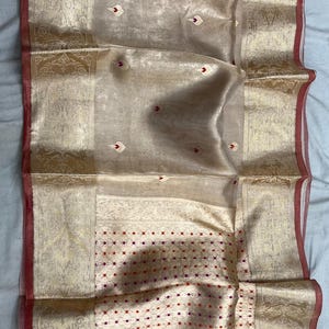 Premium Tissue Silk Banarasi Saree | Golden Banarasi Saree with Maroon Meenakari Buta & Zari Border | Wedding Saree | Festive Banarasi Saree