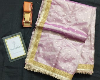 Pink Organza Silk Saree – Golden Zari Weaving, Festive Border, Elegant Wear