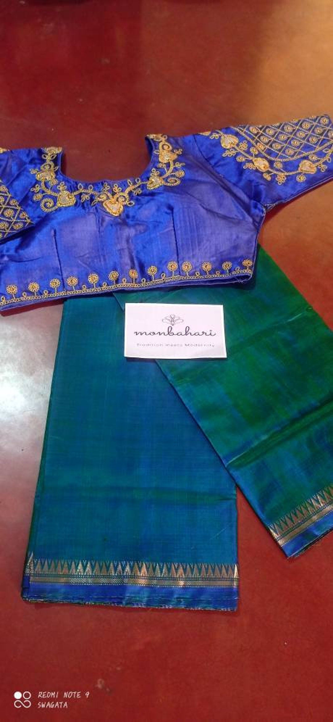 Pure Kerala Cotton White Saree – Gold Zari Peacock Embroidery with Blouse Piece