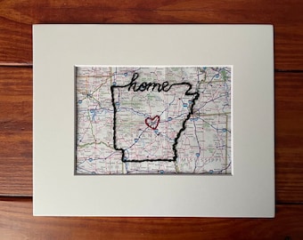 Arte del mapa bordado de Arkansas: decoración de pared personalizada del estado de origen