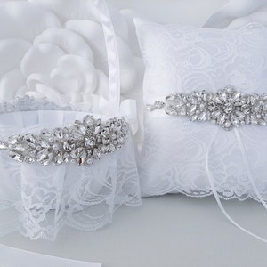 Flower Girl Basket and Ring Bearer Pillow Set, White Wedding Basket, Flower Basket for Wedding Classic Wedding Accessories Pearl Rhinestone