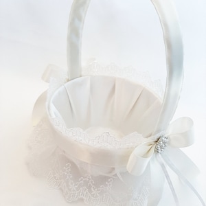 Ivory Flower Girl Basket, Flower Girl Basket, Wedding Flower Girl Basket, Small Flower Girl Basket, Lace Flower Girl Basket, Basket Set
