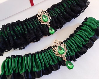 Black and Green Wedding Garter Set For Bride,Forest Green Wedding Bridal Garter Gothic Wedding Prom with Lace and Rhinestone