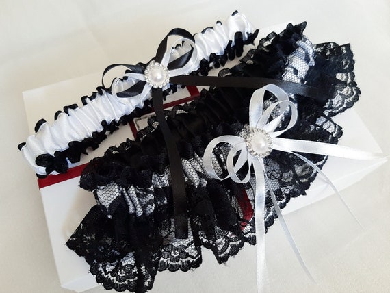 Black And White Wedding Garter Set, Lace Bridal Garter Set, Handmade, Personalized Garter Set, Custom Garter Set with Toss