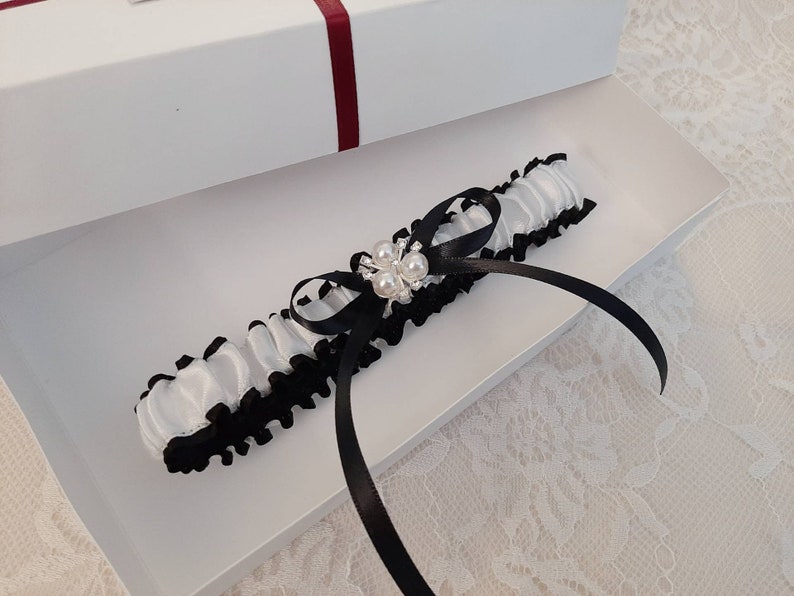 Wedding Garter Black and White Garter Set Wedding Garter Etsy