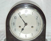 A Vintage Bakelite Mantle Clock
