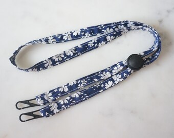 Children Womens Mask Accessory Mens Paracord Mask Holder Handmade Mask Leash Red and Camo 2 Pack Mask Strap Mask Lanyard Unisex