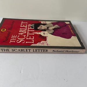 The Scarlet Letter by Nathaniel Hawthorne paperback