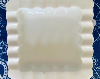 Vintage Fenton hobnail ashtray