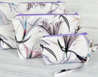 Abstract Floral on White Special Edition Zipper Pouch 3 Piece Gift Set, Large/Medium/Small, Detachable Wrist Straps