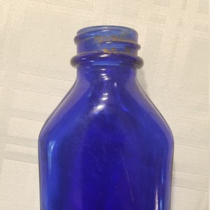 Vintage 1950s Phillips Milk of Magnesia Cobalt Blue 5 oz. Glass Bottle