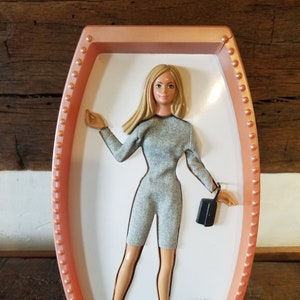 Vintage 2002 Barbie Fun Fabric Design Plate Tara Toy Corp for Mattel Barbie Fashion Dolls and Accessories Doll Clothing Toys and Games