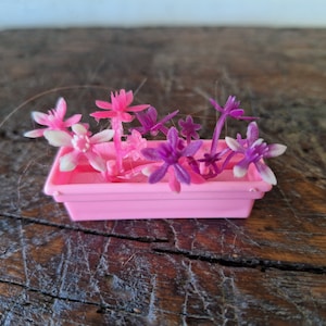 Vintage 1990s Barbie Fold N Fun House Window Flower Box; Fashion Dolls; Doll Houses; Doll Furniture; Toys and Games