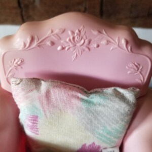 Mobilier Barbie : Canapé-lit Fauteuil, Sofa Bed Chair, Living Pretty Sweet Roses – Mattel 1987