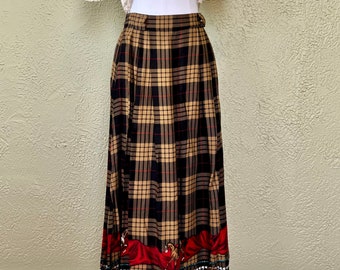 Vintage Early 90s Plaid Equestrian Maxi Skirt (1990s) - Medium/Large