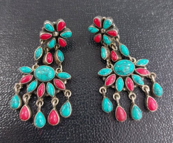 Hand Crafted Vintage Silver Tone Red and Black Seed BeadQuills Dangle Earrings