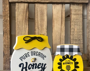 Honey bee wood jar signs for tier tray • great accents for country kitchen or mantel display