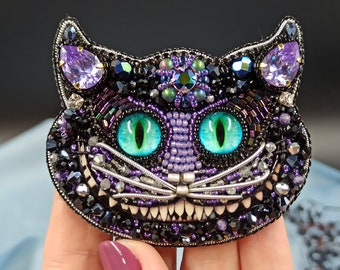 Alice in Wonderland Cheshire Cat Semi Circle Wood Print Brooch