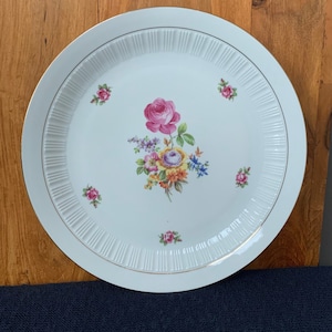 CP Floral Serving Platter, Colditz Porcelain, German Democratic Republic, Vintage Serving Plate with Ribbed Edges and Gold Trim