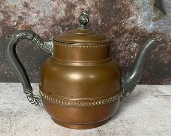 Copper & Pewter Teapot, Vintage Copper Teapot, Holds 5 Cups, Ornate Pewter Handle and Spout, Beautiful Etching, Coffee Pot, Patina