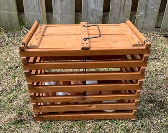 Antique Wooden Egg Crate, Wood Slatted Box with Slide Lid & Metal Handle, Carrying Egg Holder, Egg Basket, Fabulous Rustic Farmhouse Decor