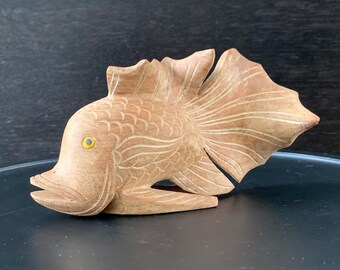 手彫りの木製魚 - 木製置物 - 手作り木製彫刻 - 精巧なディテールの