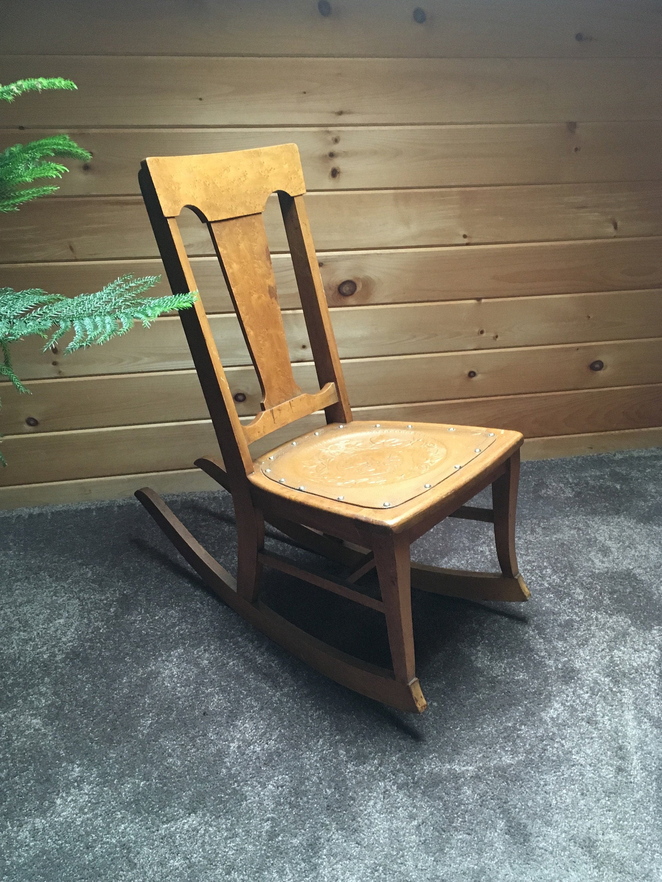 Antique nursing rocking chair 2025